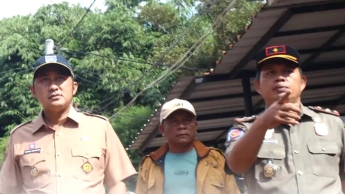 Jreng! Wakil Wali Kota Perintahkan Satpol PP Stop Pembangunan 200 Unit Rumah Tanpa IMB